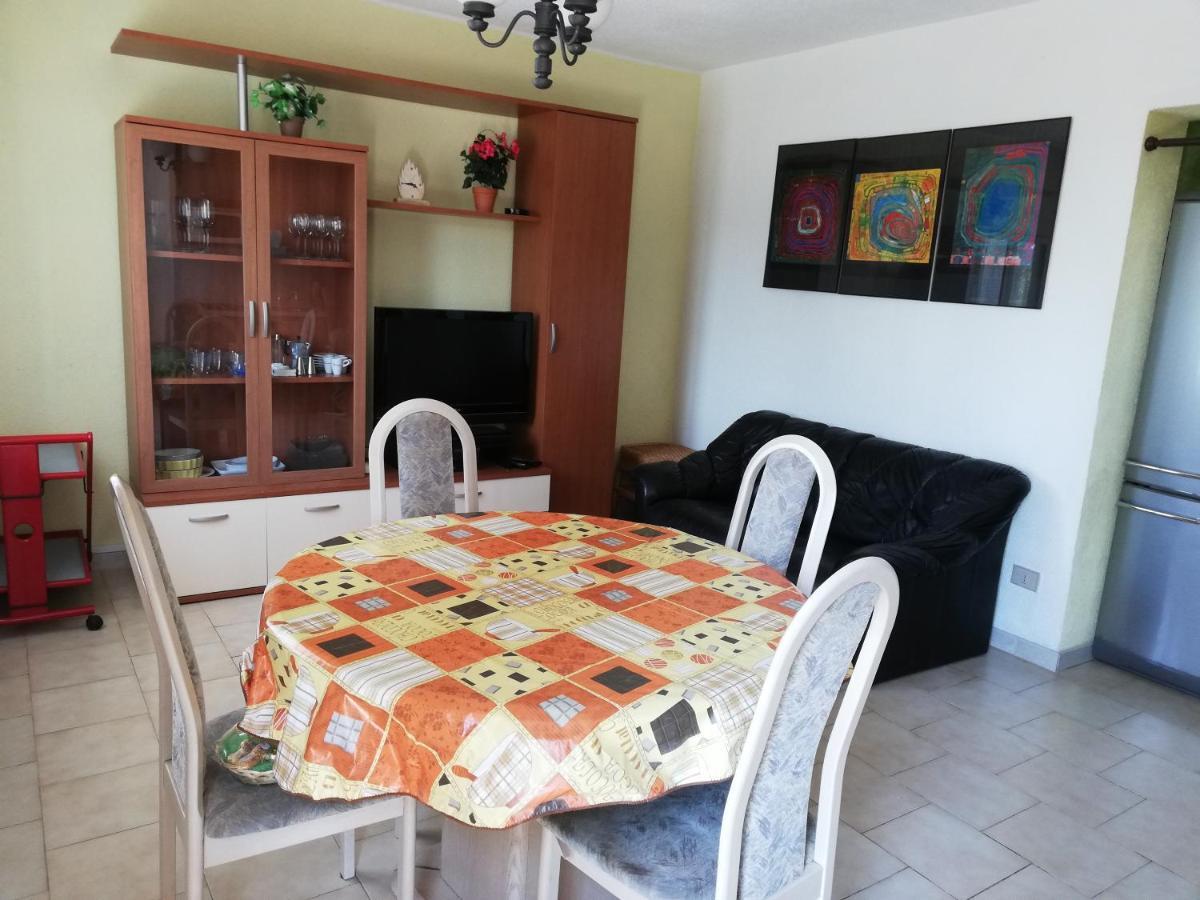 Giardino Apartman Porto Valtravaglia Kültér fotó