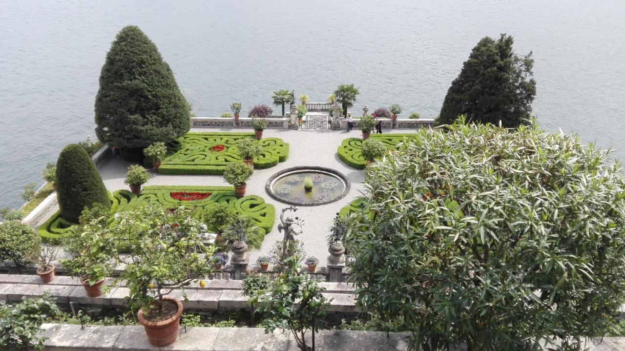 Giardino Apartman Porto Valtravaglia Kültér fotó
